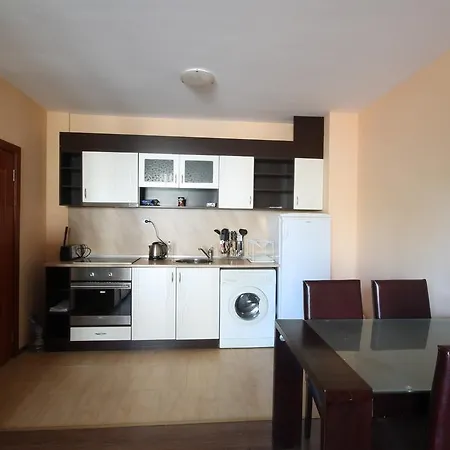 New Estate In Amadeus 1 * סאני ביץ'